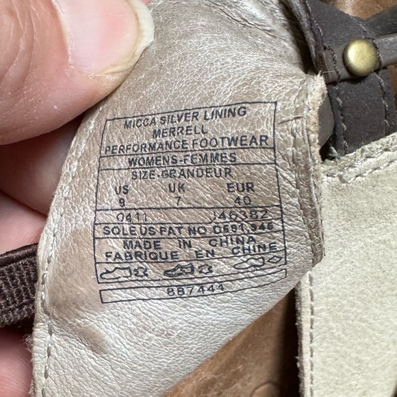 Merrell cream and brown leather sandals with back strap - Picture 10 of 12